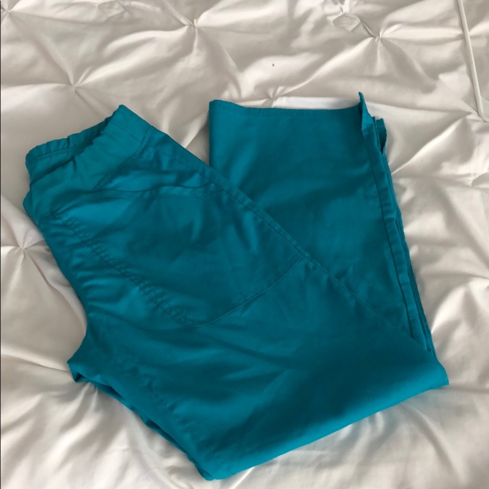 Scrub bottoms